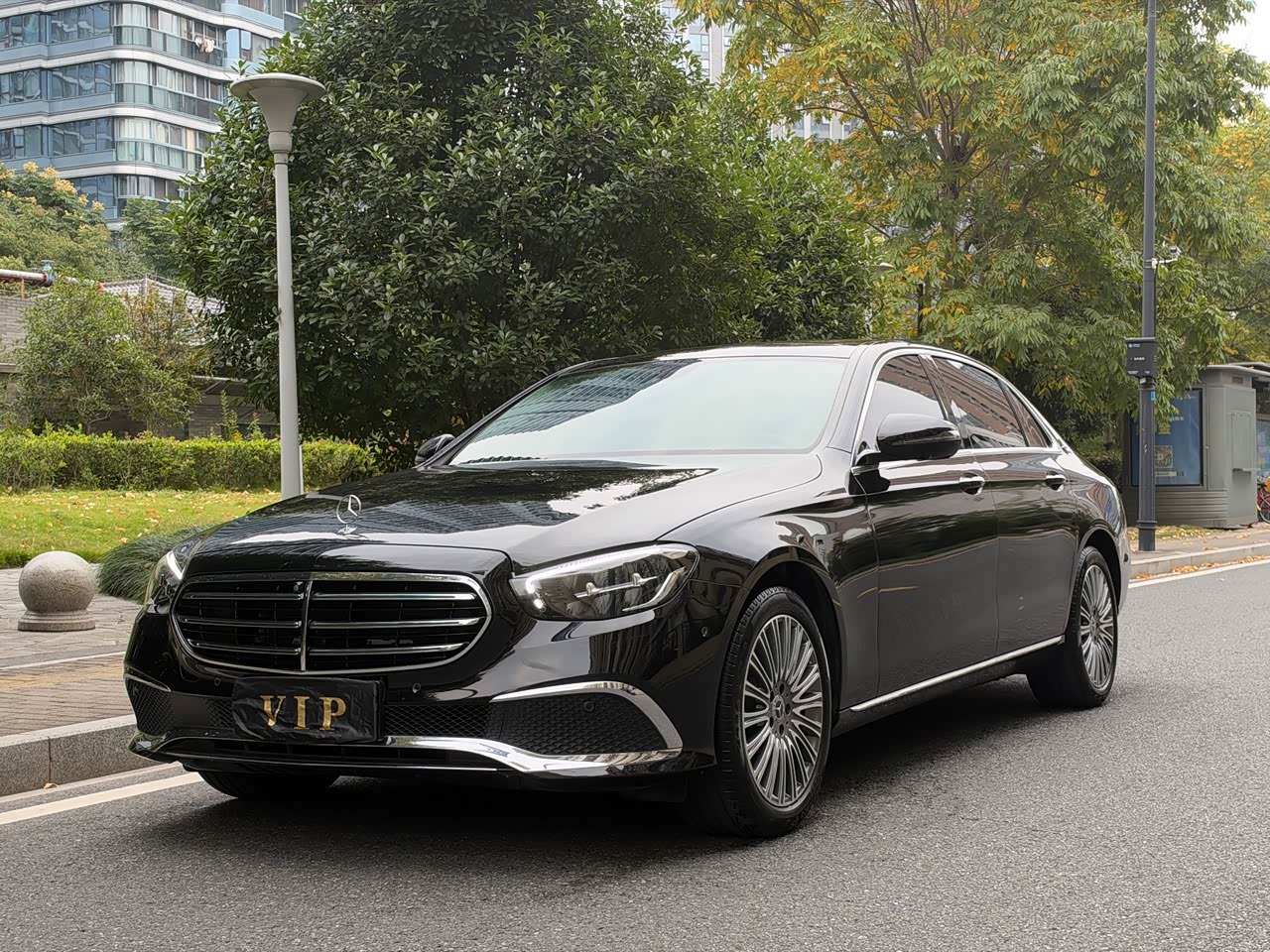 E-Class 2023 E 300 L Luxury