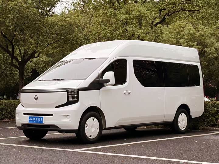 Changan 长安凯程V919 2025款 速运舱 宁德时代53kwh 长轴高顶标准型 6座