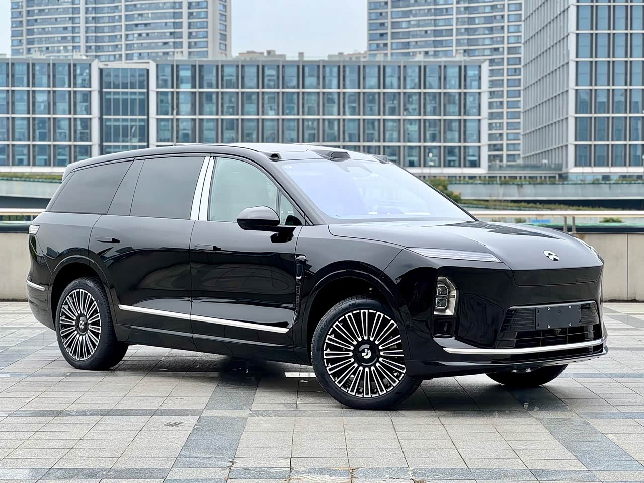 ES8 2026 6-Seater Executive Luxury