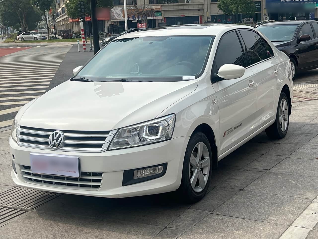 Santana 2015 1.6L MT Comfort