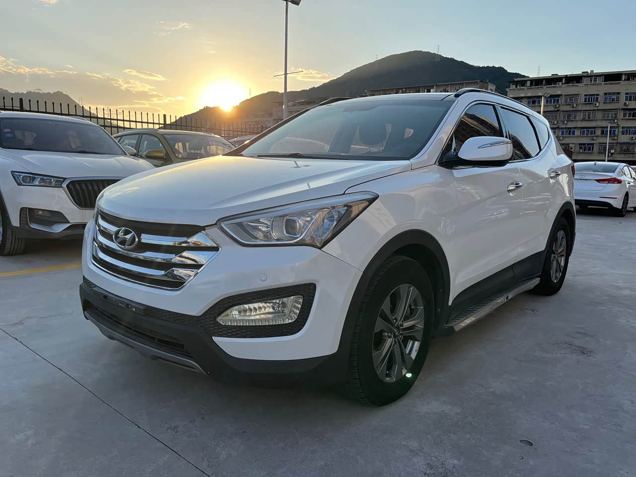 Santa Fe 2015 2.0T AT RWD Smart 5-Seater
