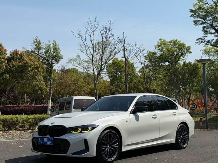 3 Series 2023 325Li M Sport Package
