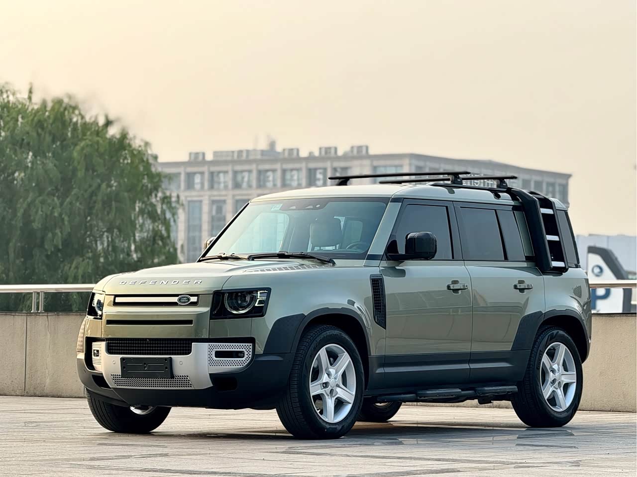 Defender 2020 110 P400 HSE