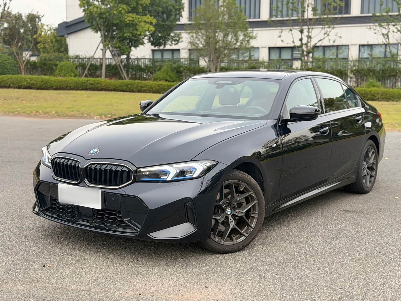 3 Series 2025 330Li Exclusive M M Sport Night Package