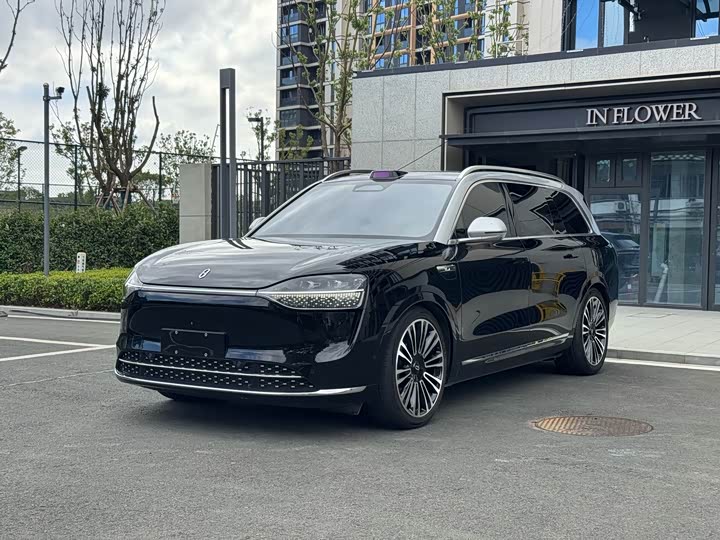 M9 2024 EREV Ultra 42kWh 6-Seater