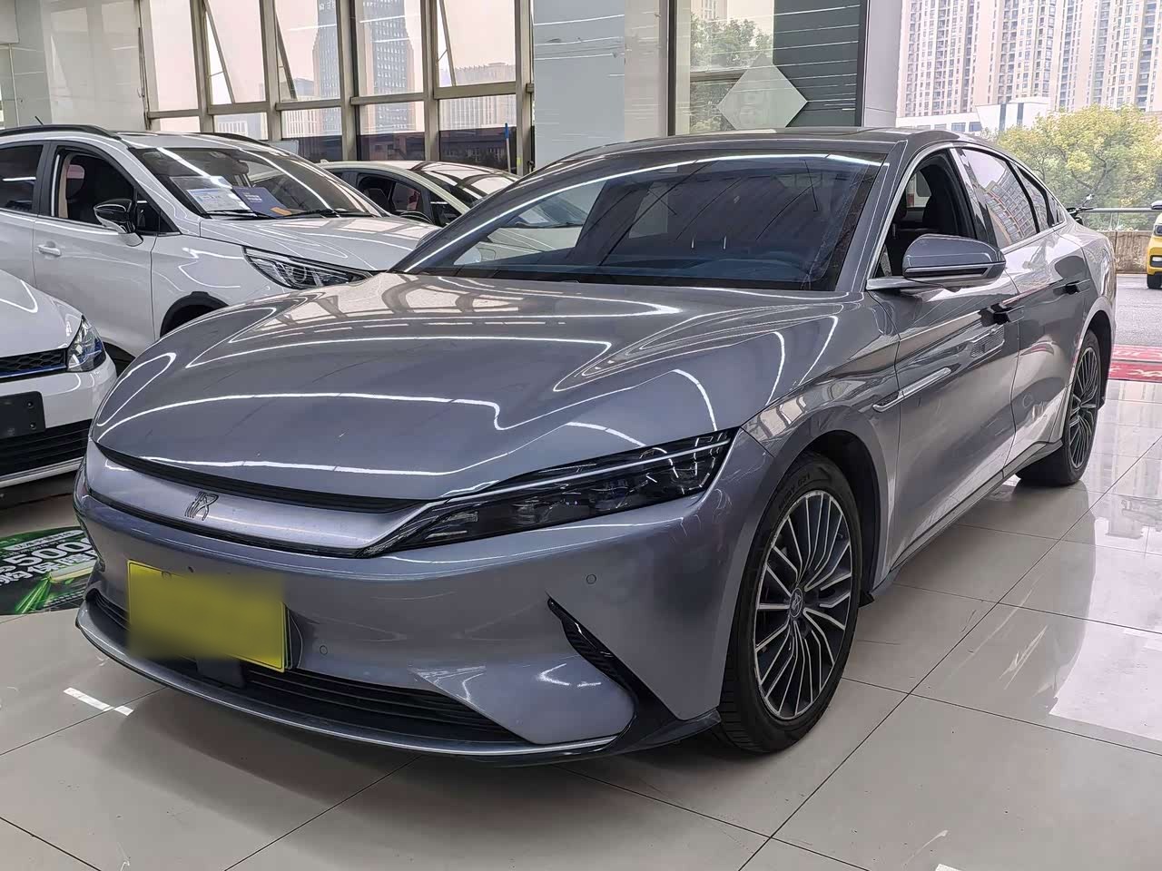 Han 2021 EV Standard Range Luxury