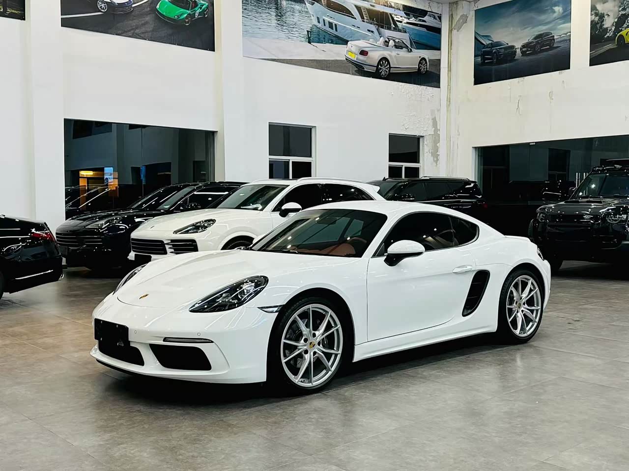 718 2022 Cayman 2.0T