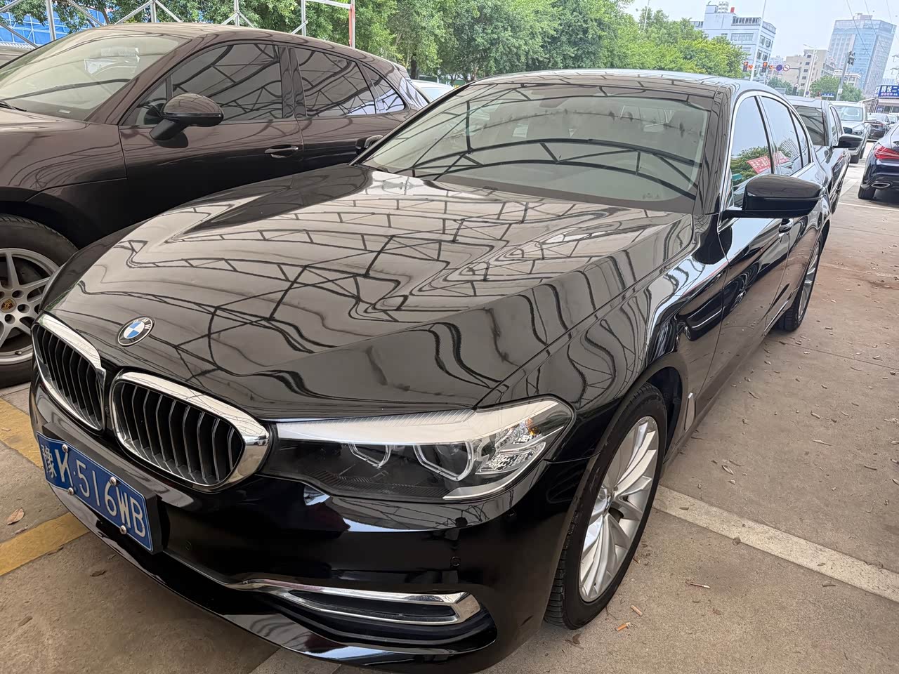 5 Series 2020 525Li Luxury