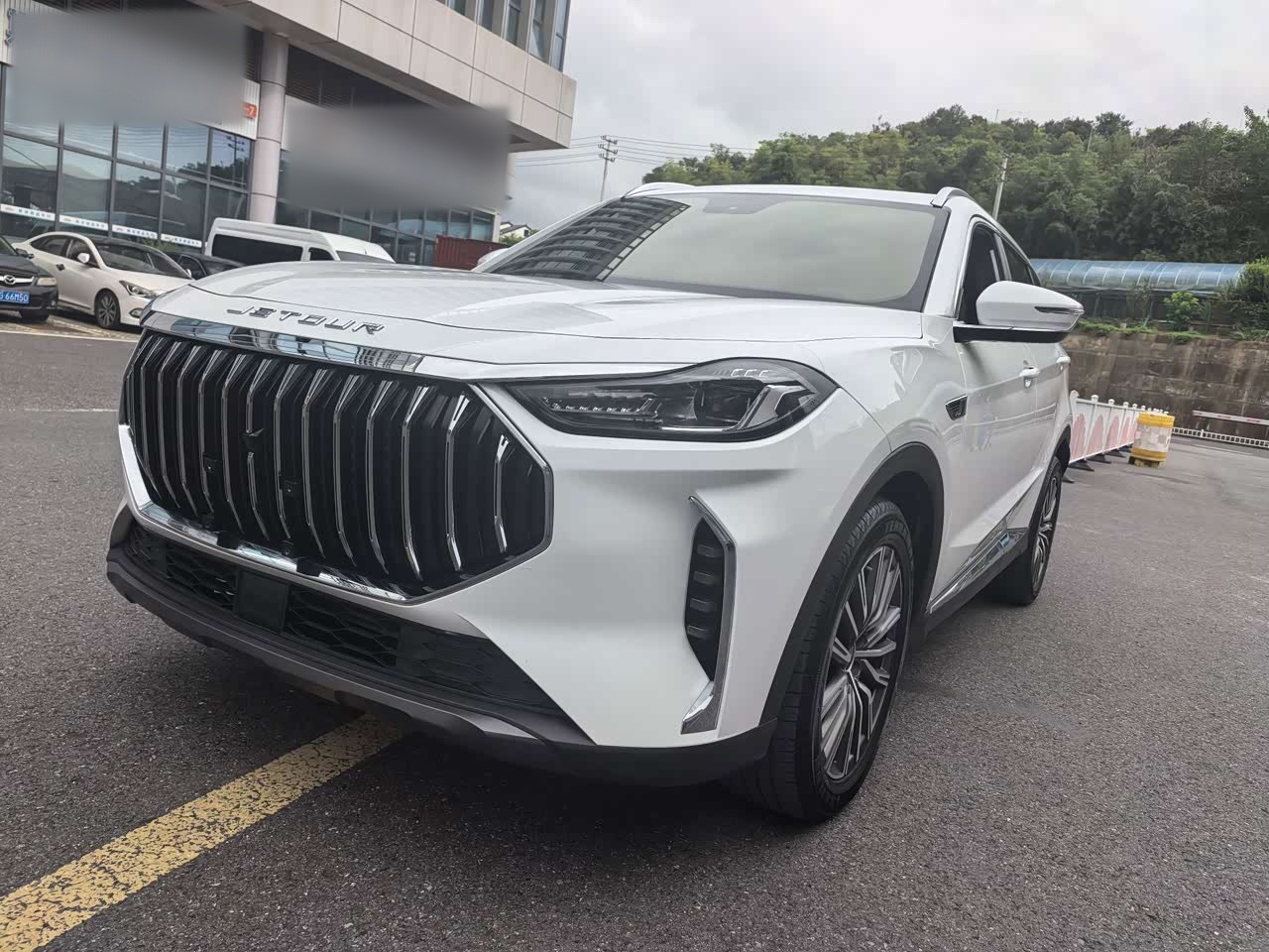 X70 PLUS 2024 Champion 1.5T DCTPRO 7-Seater