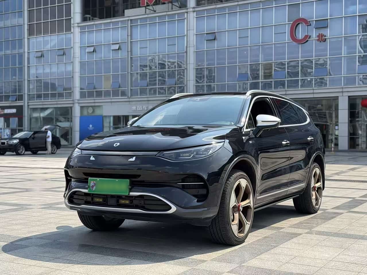 X 2020 PHEV Flagship