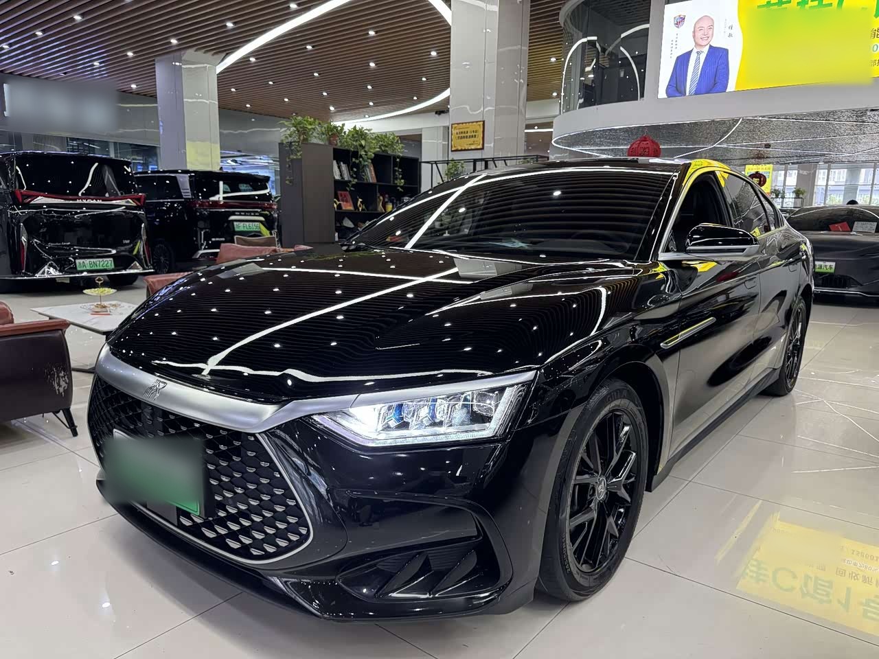 Han 2024 DM-i Honor 121KM Premium