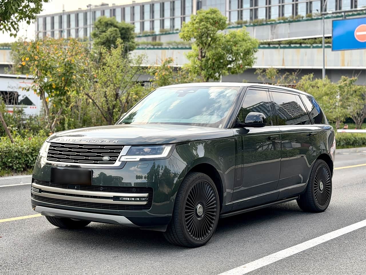 Range Rover 2024 3.0 L6 400PS Prosperous Extended 7-Seater