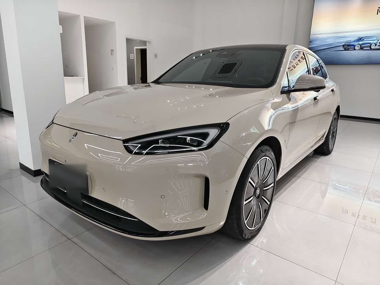 M5 2022 EV AWD Performance