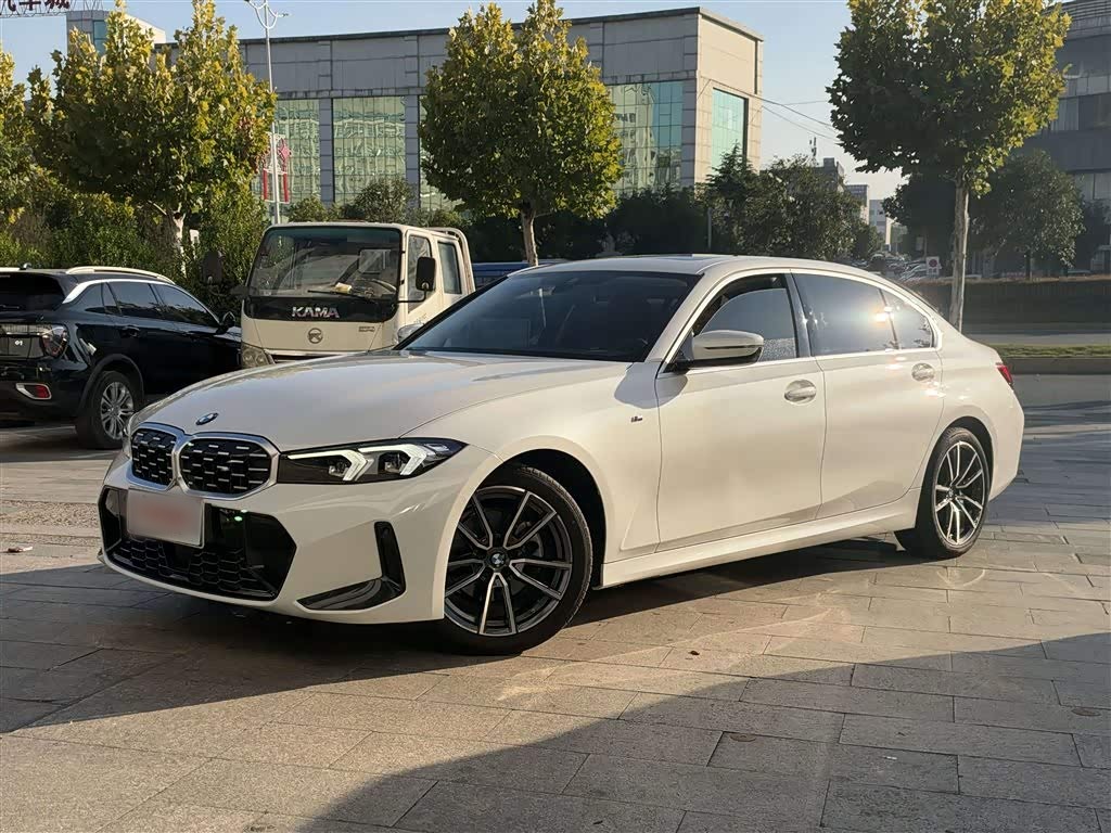 3 Series 2025 325Li M Sport Package
