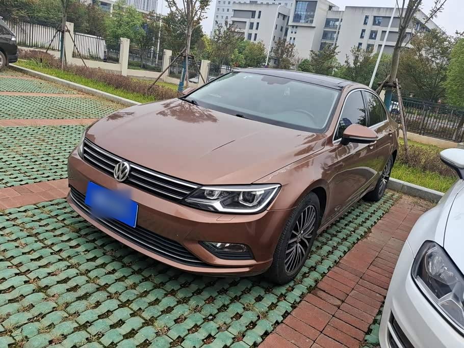 Lamando 2017 280TSI DSG Luxury