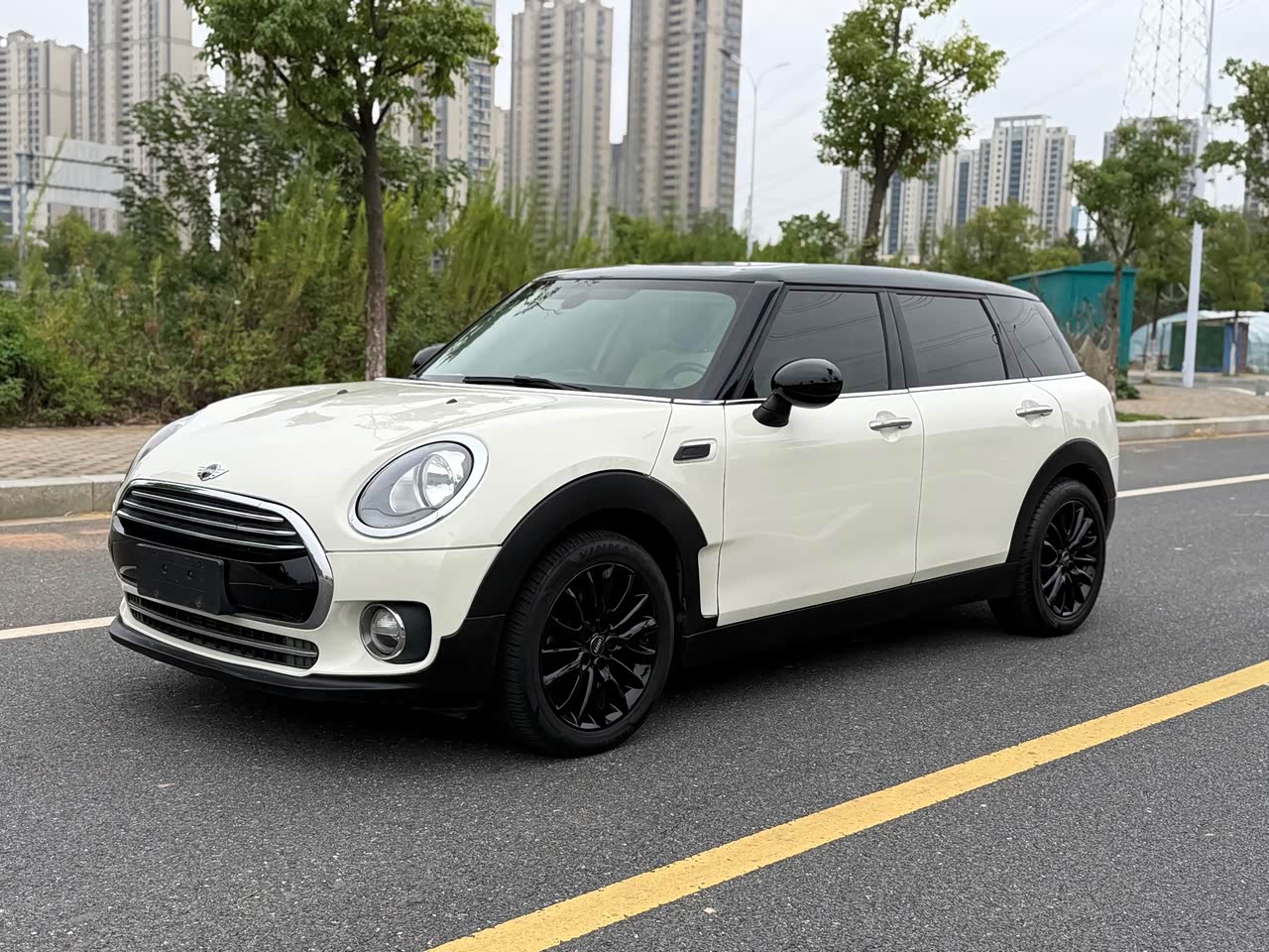 CLUBMAN 2016 Facelift 1.5T COOPER