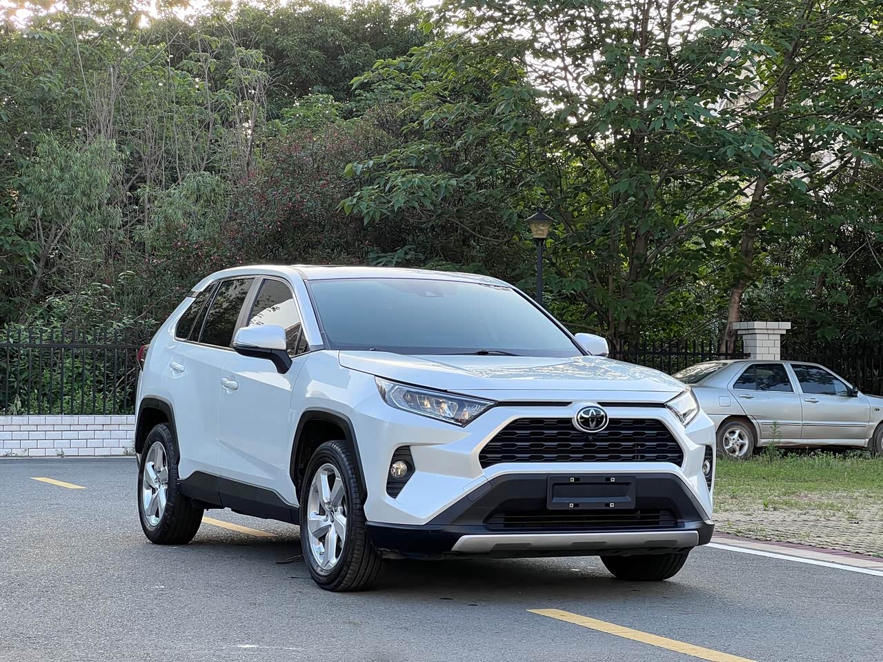 RAV4 2021 2.0L CVT RWD PLUS
