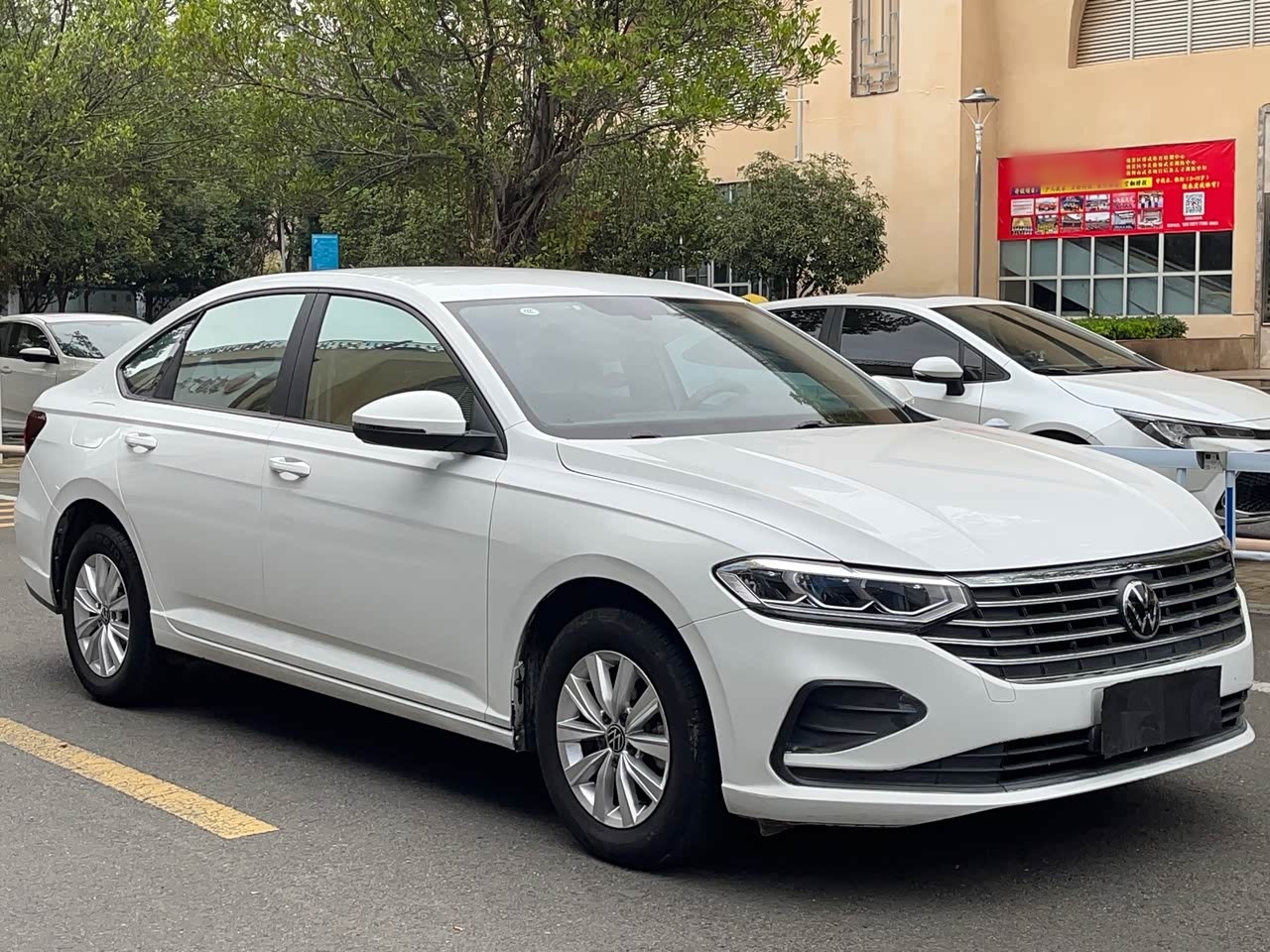 Lavida 2023 1.5L AT