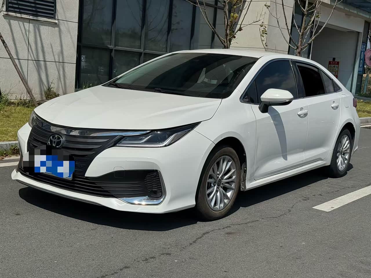 2023 2.0L Elite