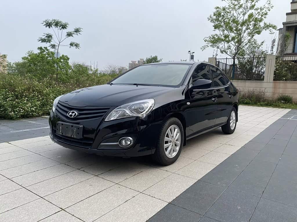 Dynamic 2016 1.6L MT