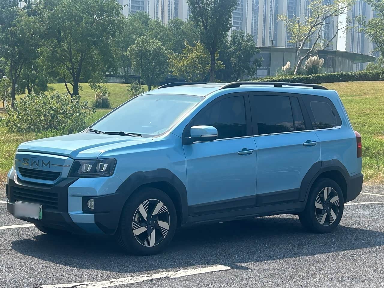 SWM EDi 2023 EDi 1.5L 7-Seater