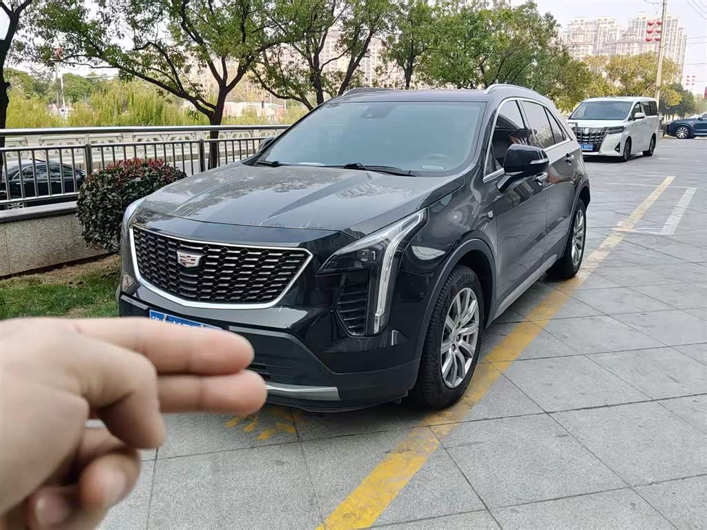 XT4 2022 28T RWD Luxury