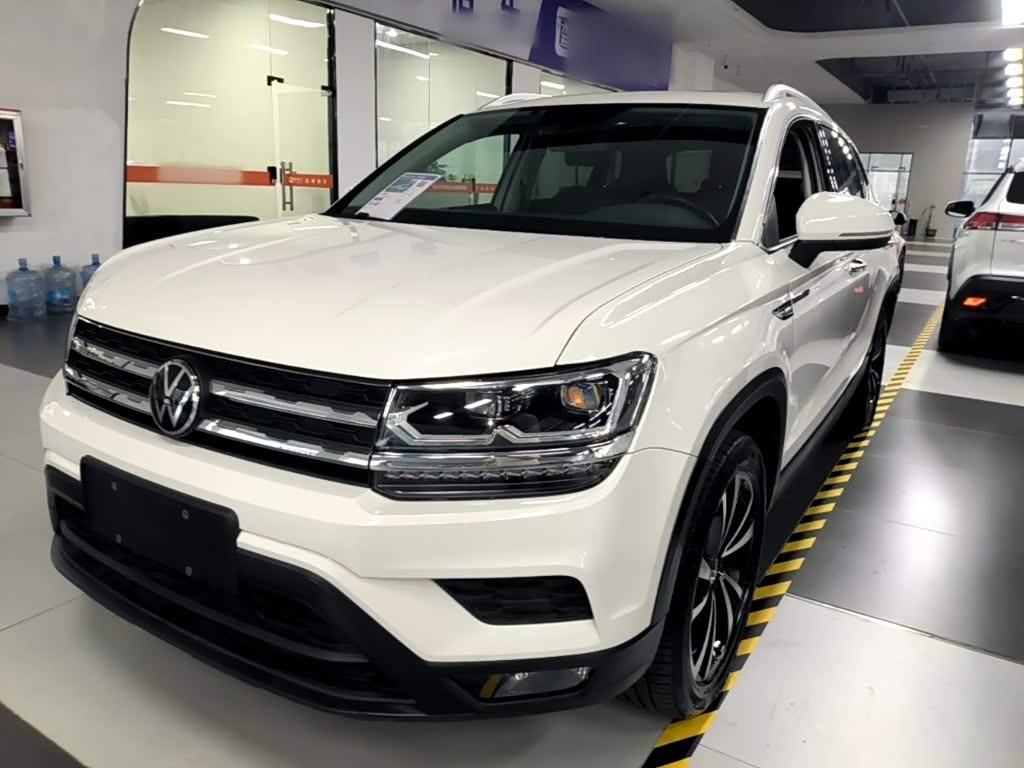Tharu 2022 280TSI RWD Luxury