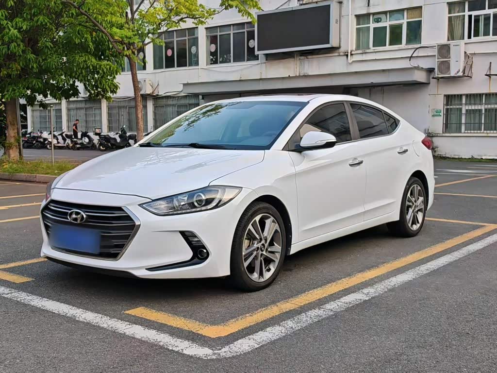 Elantra 2016 1.6L AT Smart Elite