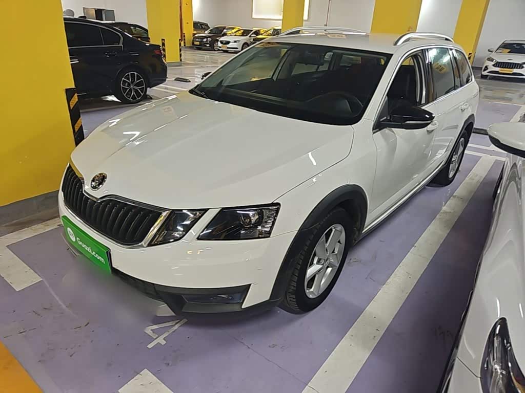 Octavia 2018 Wagon TSI230 DSG Comfort