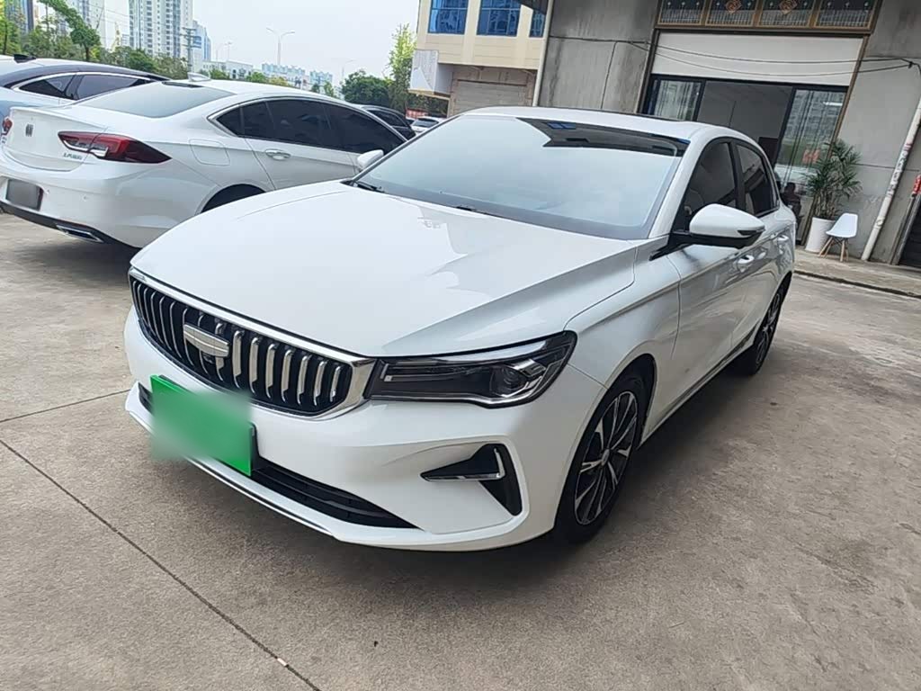 Emgrand 2025 4 1.5L CVT Premium