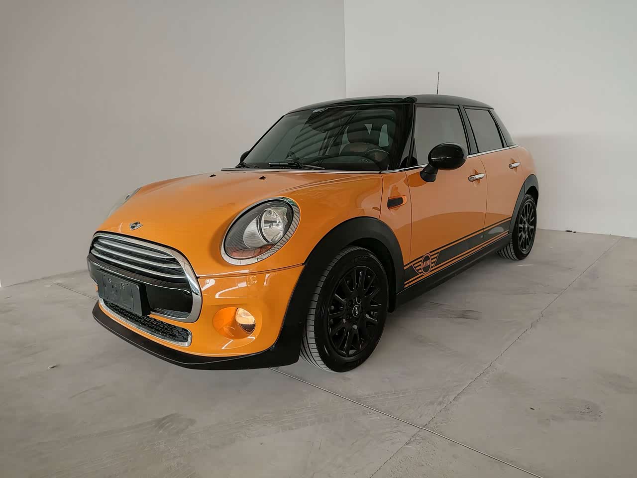 2015 1.5T COOPER Fun 5-Door