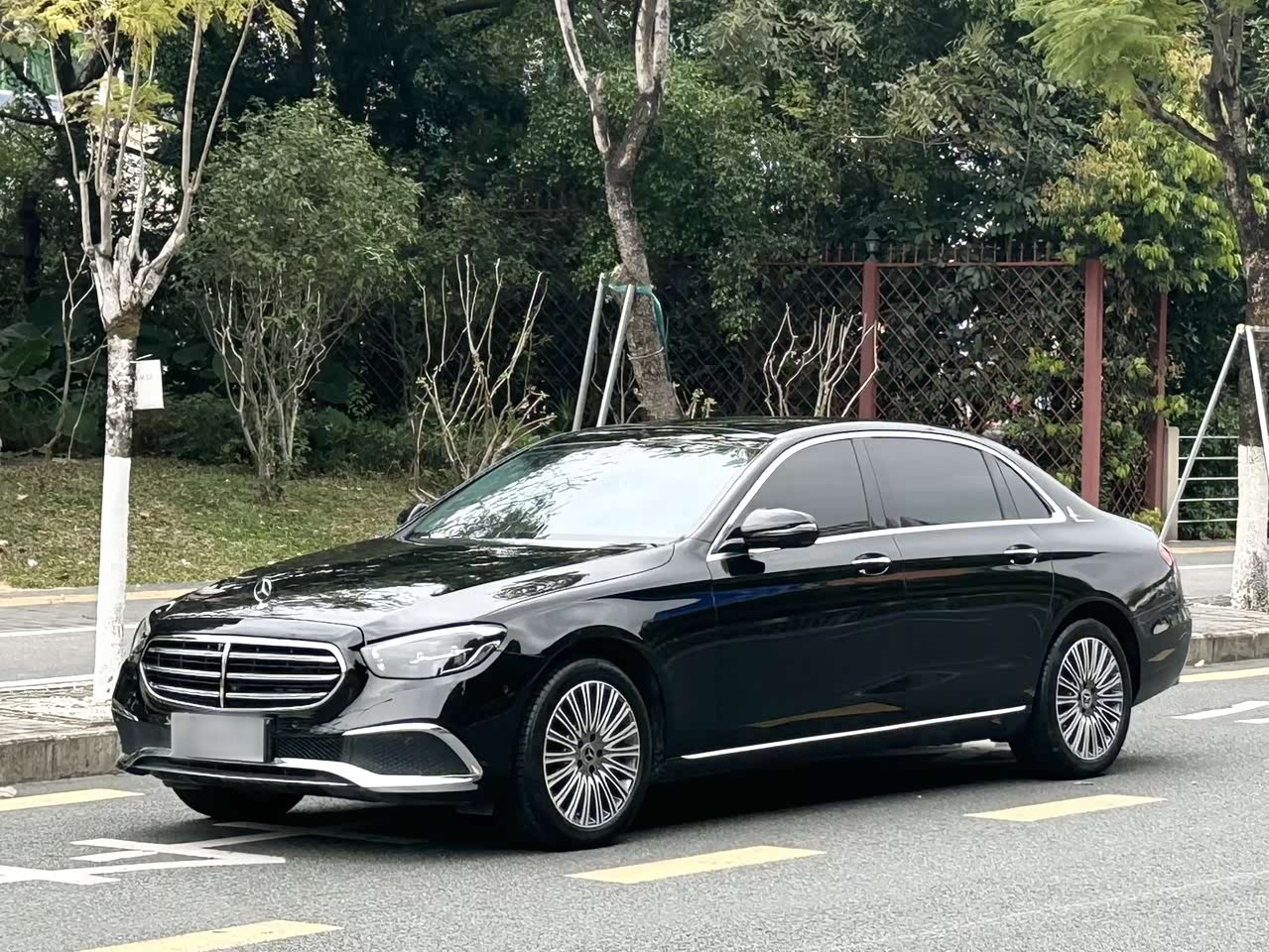 E-Class 2022 E 300 L Fashion