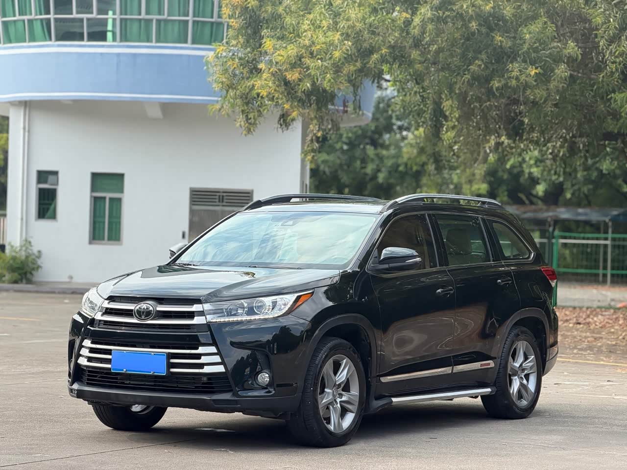 Highlander 2018 2.0T AWD Luxury 7-Seater China V