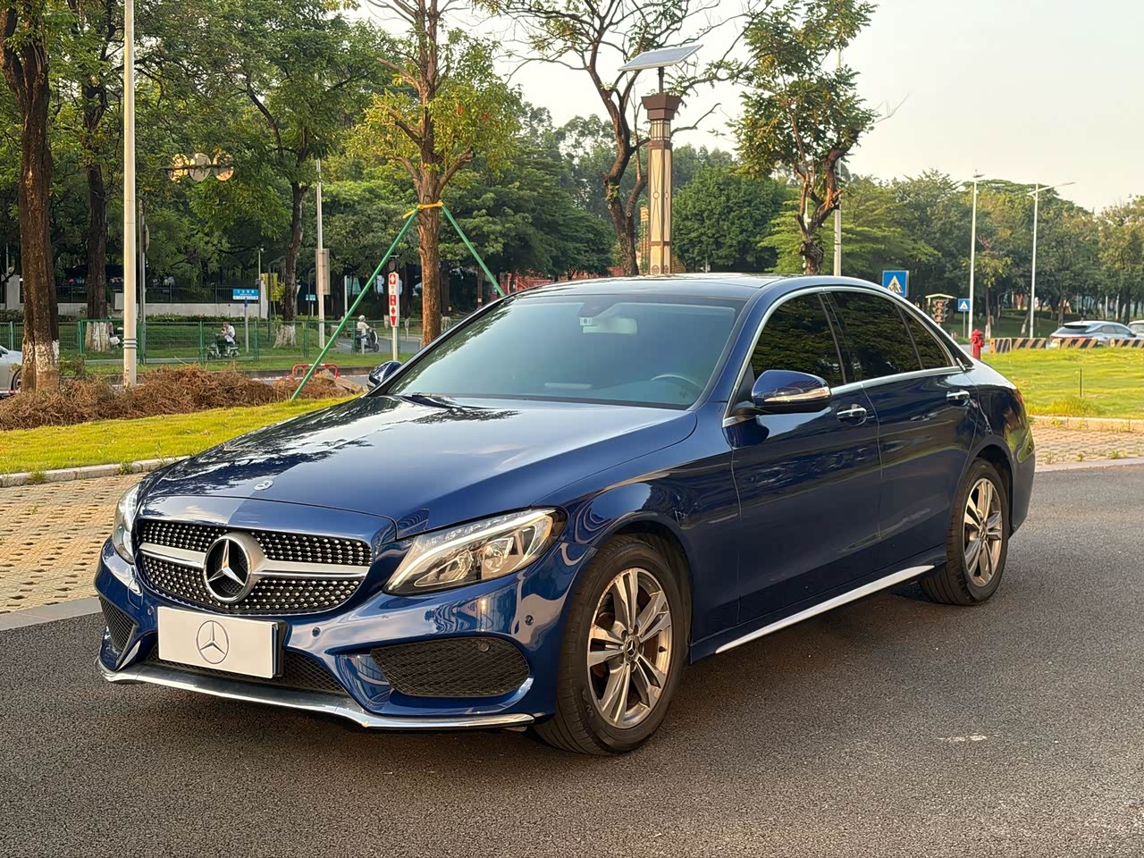 C-Class 2018 C 200 L Sport