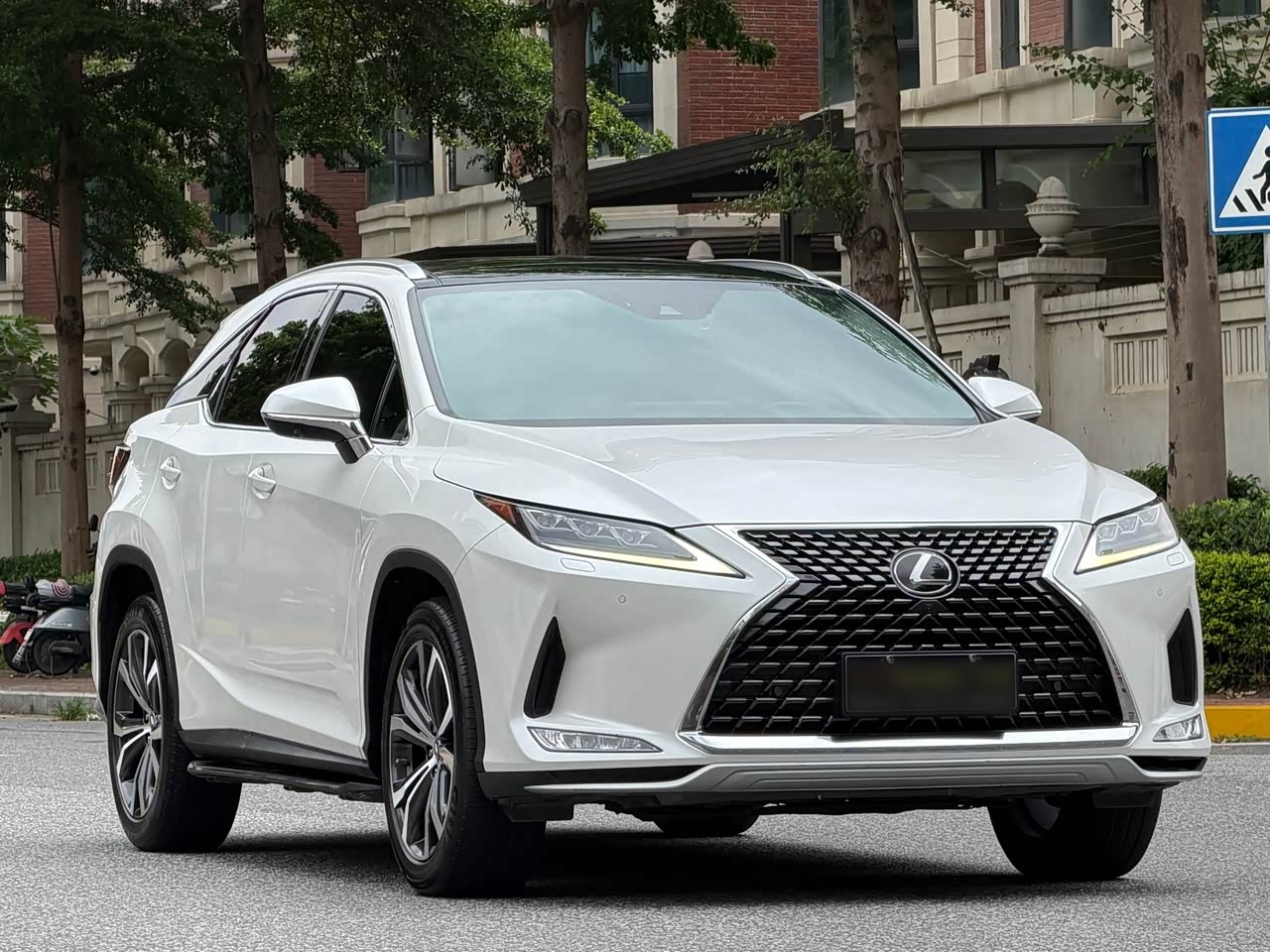 RX 2020 Facelift 300 AWD Elegant