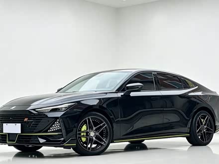UNI-V 2022 1.5T Premium
