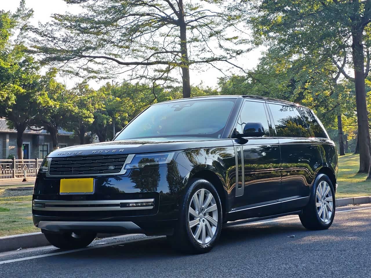 Range Rover 2023 3.0 L6 400PS Prosperous 7-Seater Extended