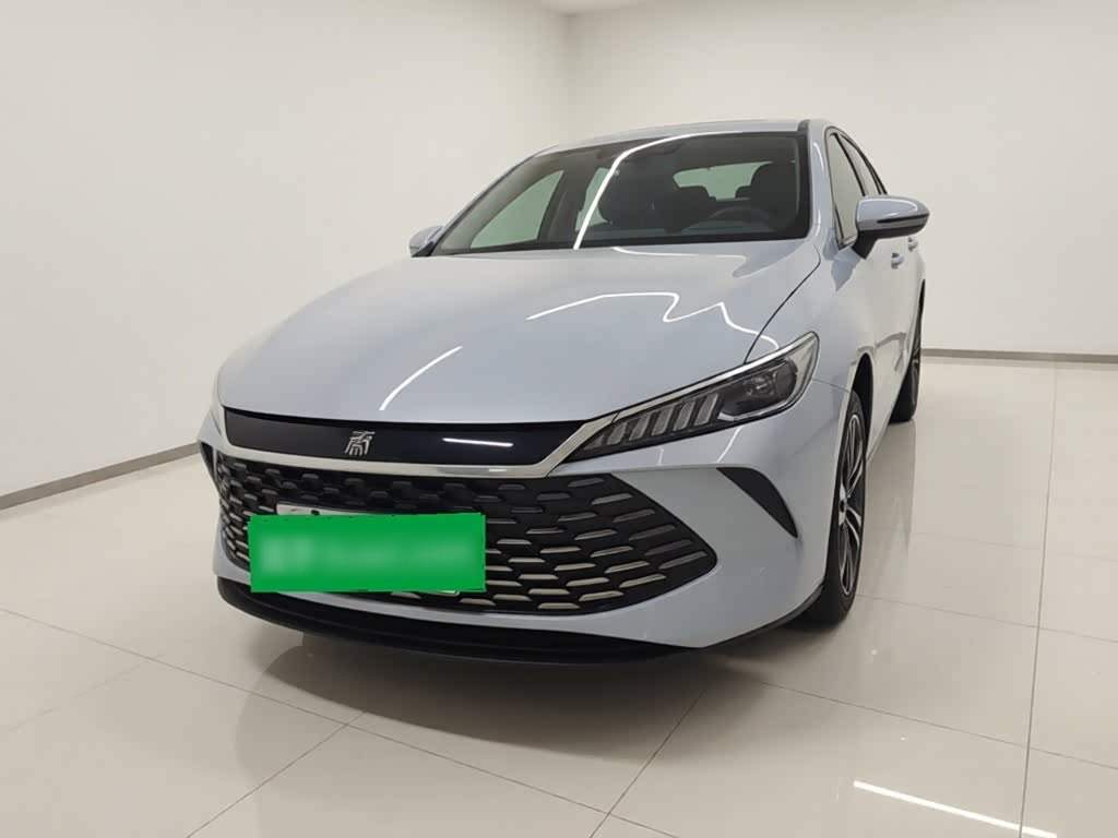 Qin PLUS 2025 DM-i ADAS 128KM Progressive