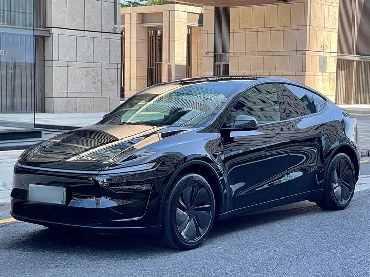 Tesla Model Y 2026款 改款 长续航后轮驱动版