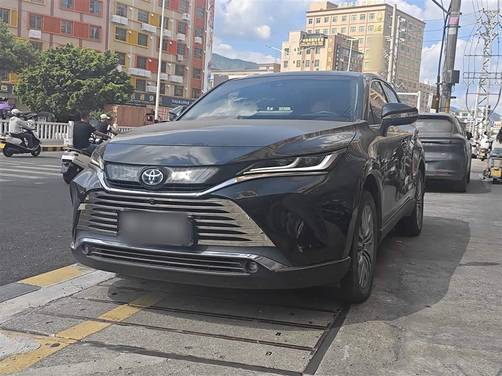 Harrier 2022 Hybrid 2.5L CVT AWD Exclusive
