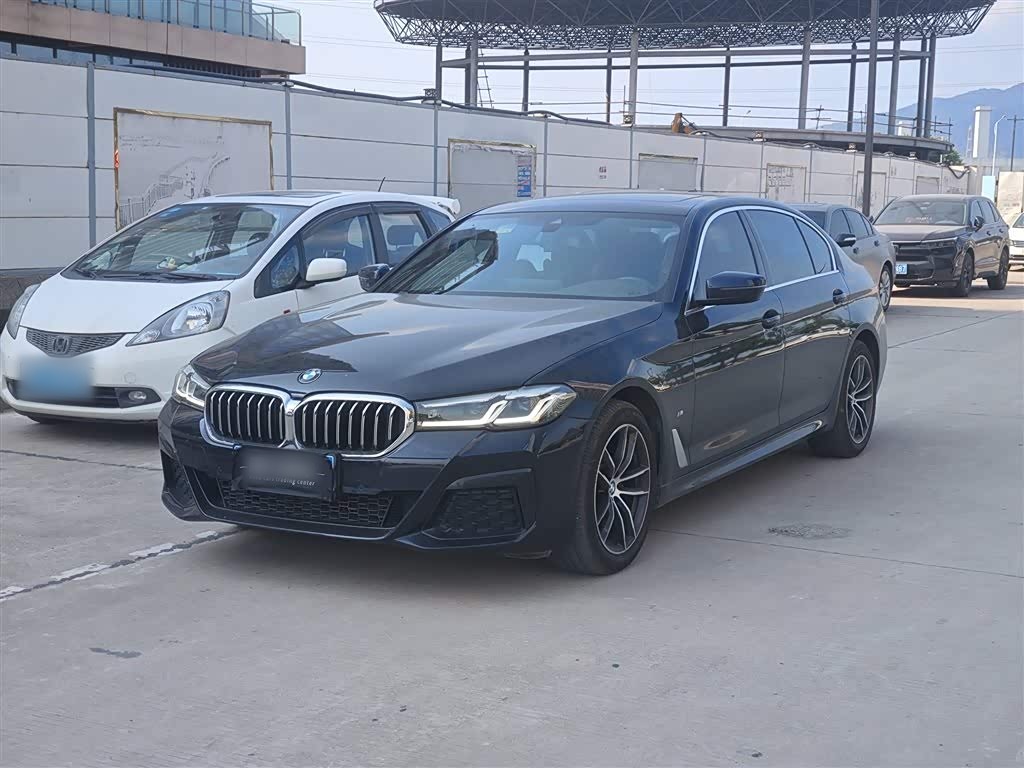 5 Series 2021 525Li M Sport Package