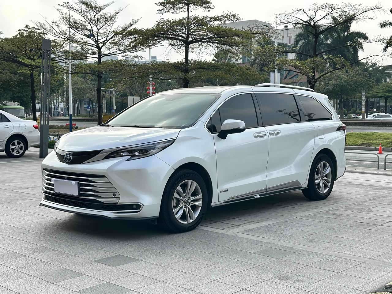 Sienna 2021 2.5L Hybrid Platinum