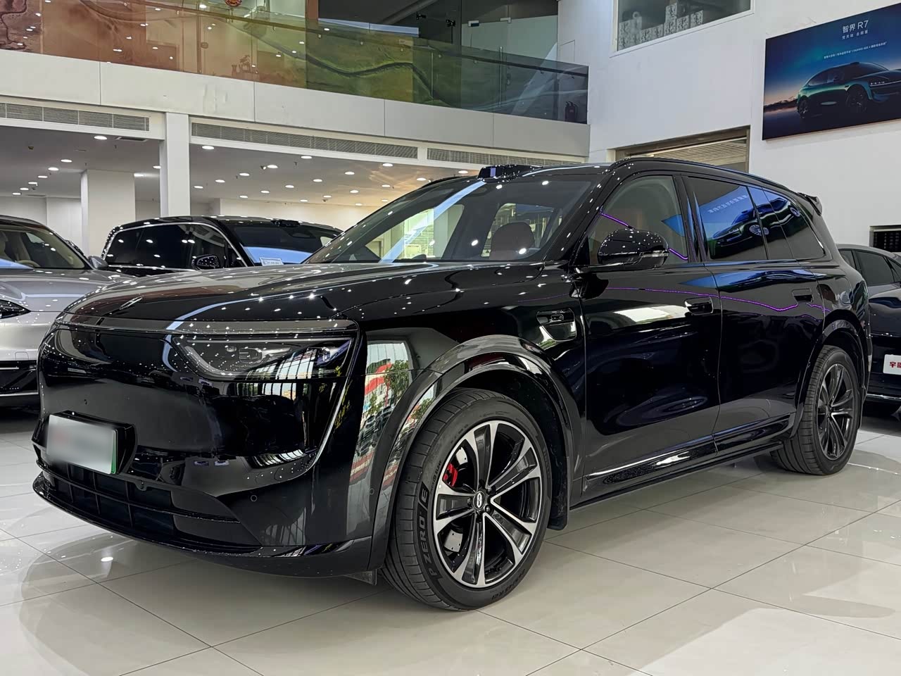 M8 2025 EREV Ultra 53.4kWh 5-Seater 192-Line LiDAR