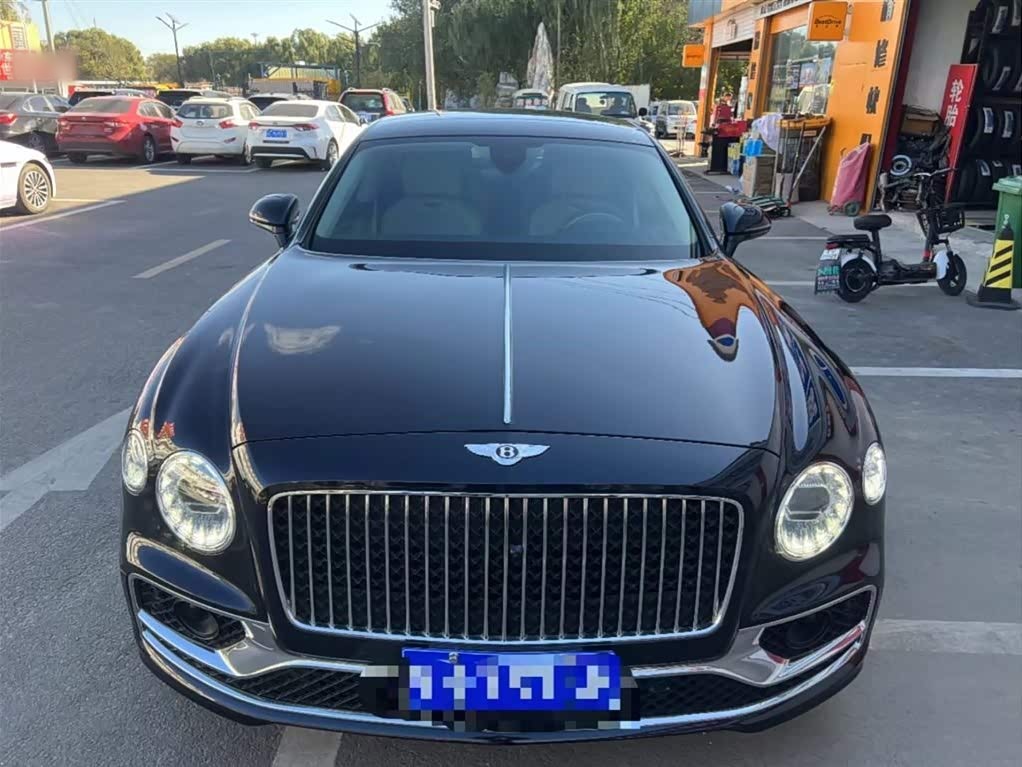 Flying Spur 2022 4.0T V8 Standard