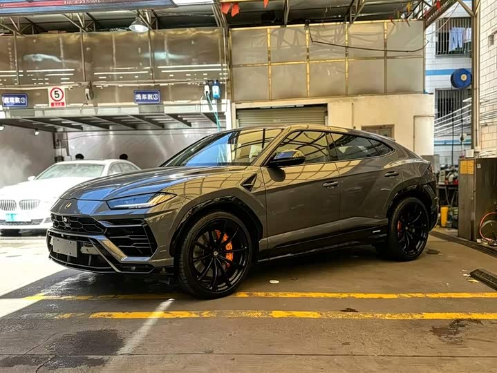 Urus 2023 4.0T V8 S