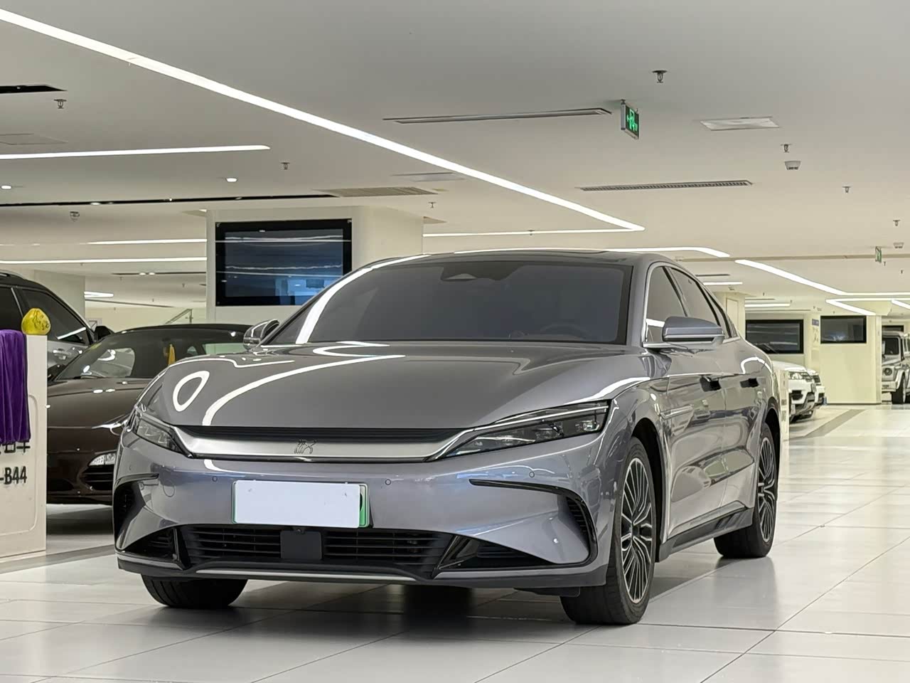Han 2024 EV Honor 605KM FWD Premium