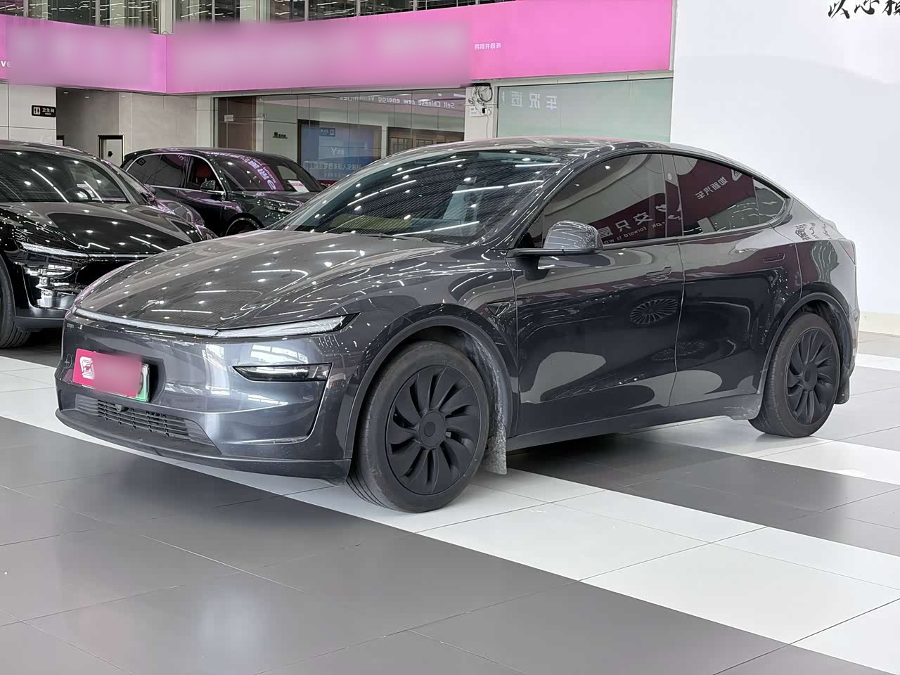 Model Y 2025 RWD