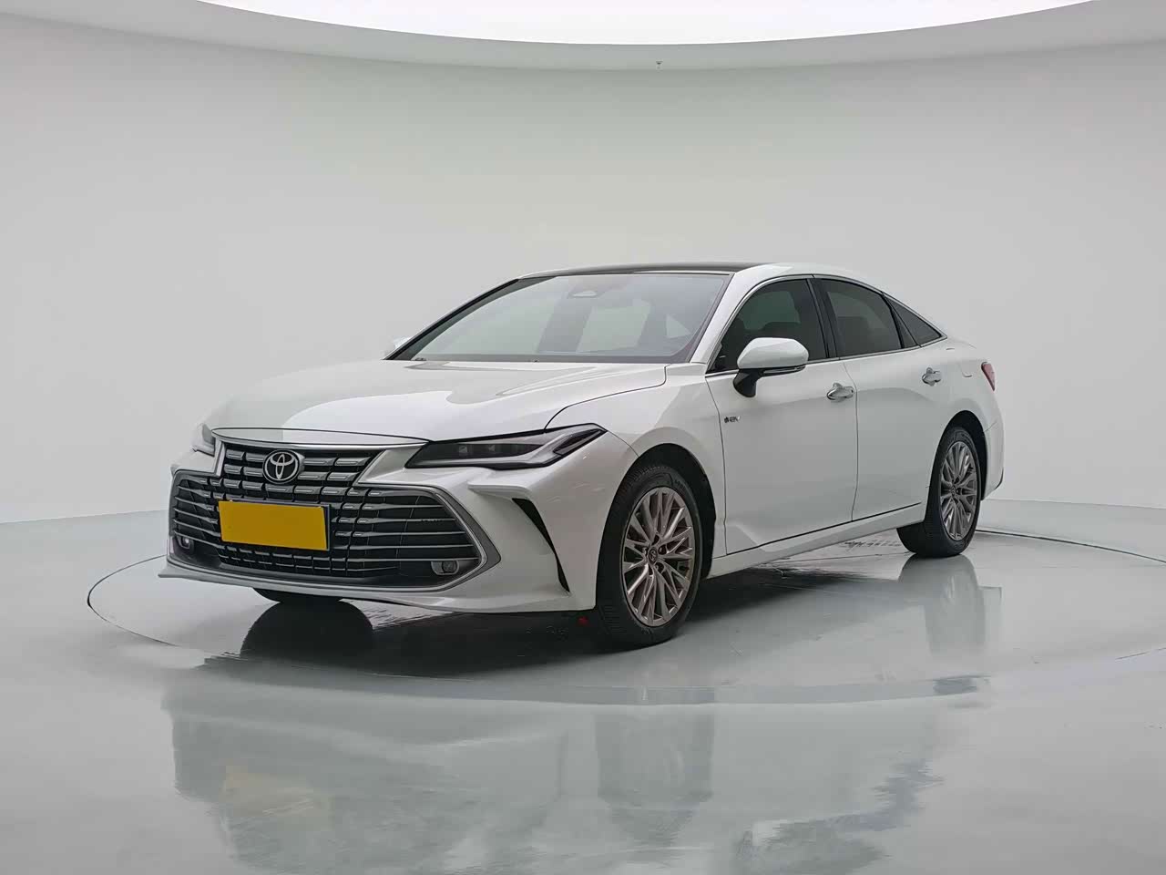 Avalon 2024 Hybrid 2.0L Luxury