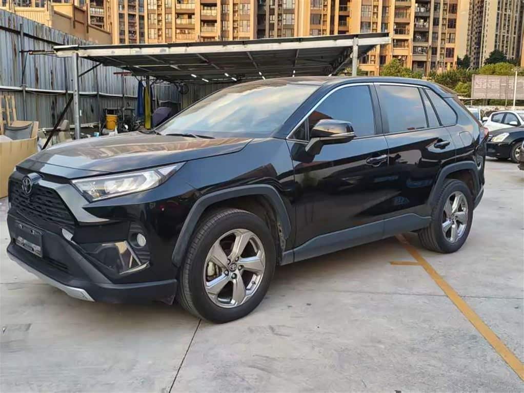 RAV4 2022 2.0L CVT RWD Plus