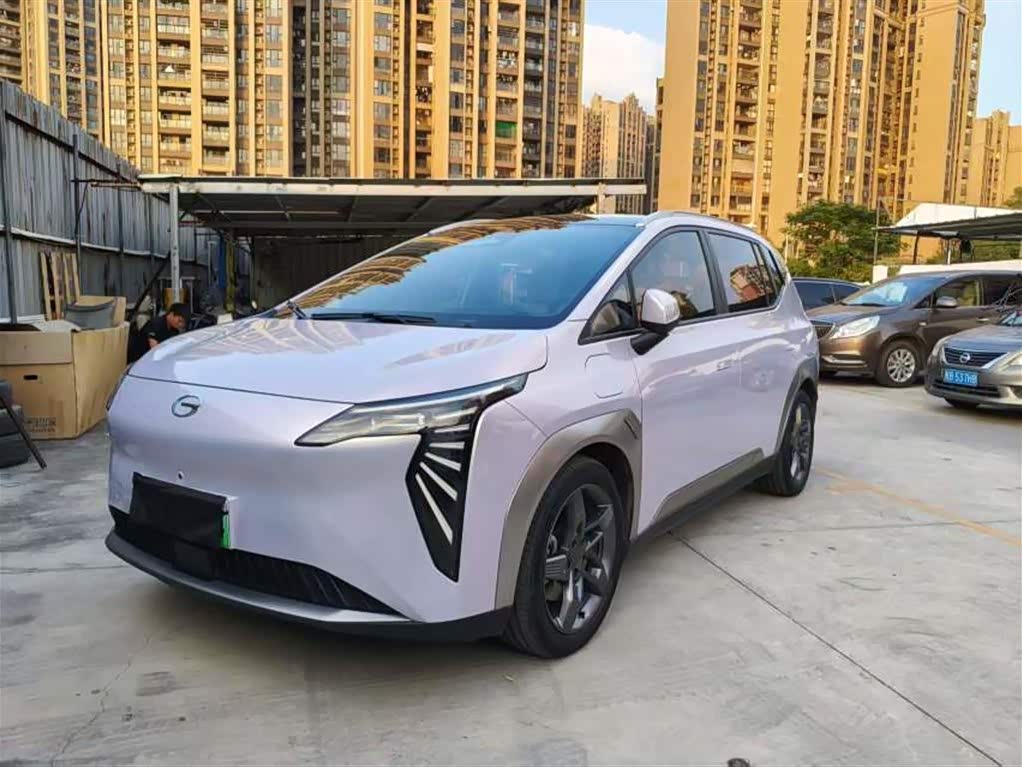 AION Y 2023 Plus 510 Tech